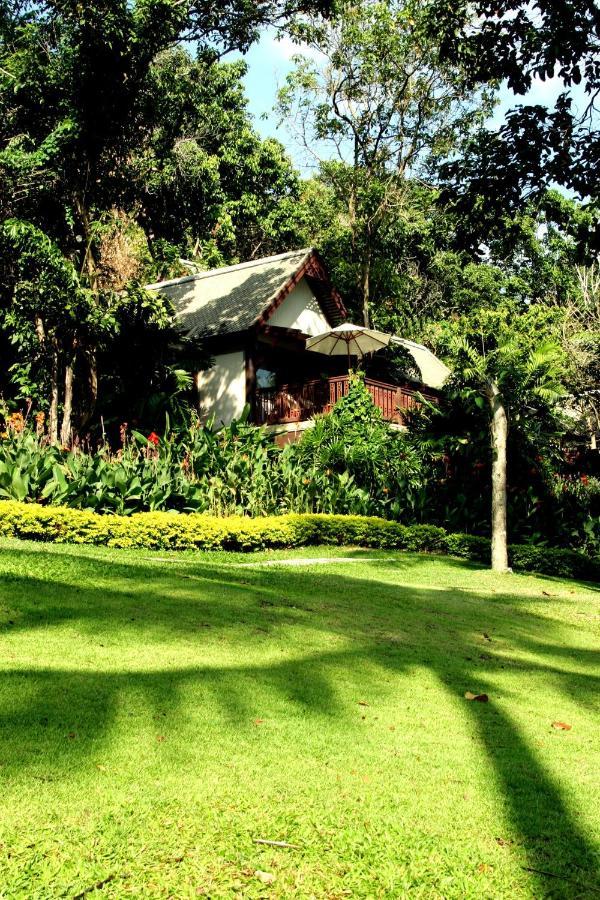 Centara Villas Phuket Karon Exterior foto