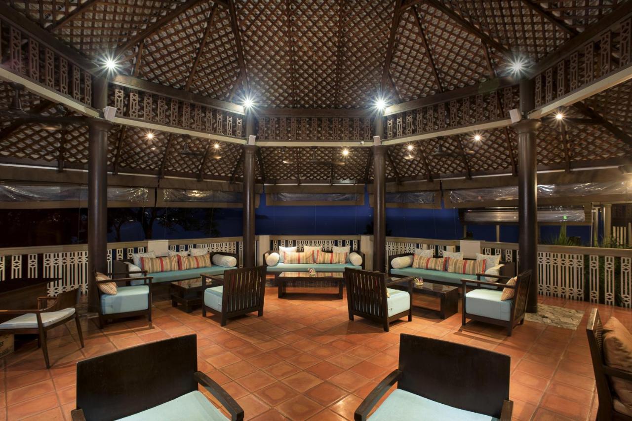 Centara Villas Phuket Karon Exterior foto